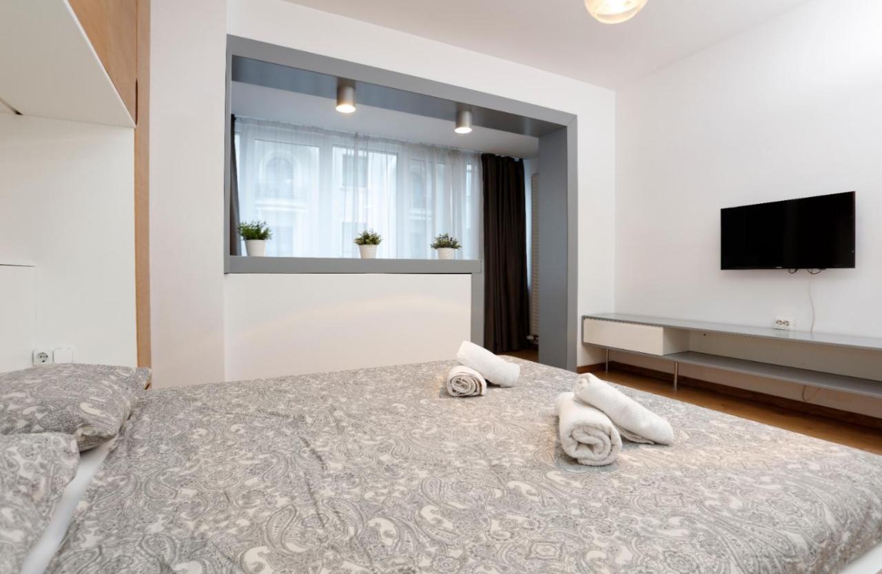 بوخارست Platinum Apartment With 2 Bedrooms المظهر الخارجي الصورة